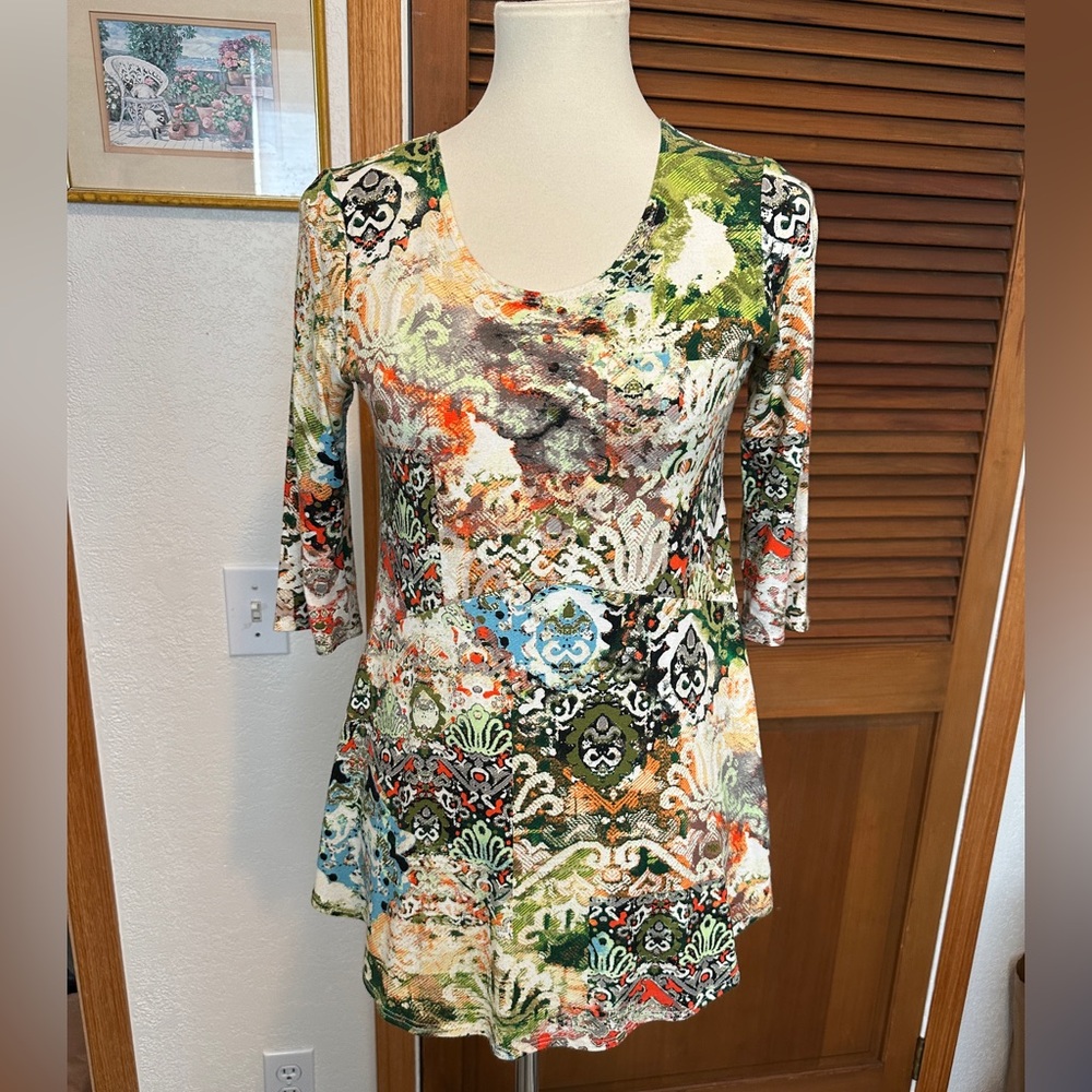 Salaam Women's Top Size S green multi patterned